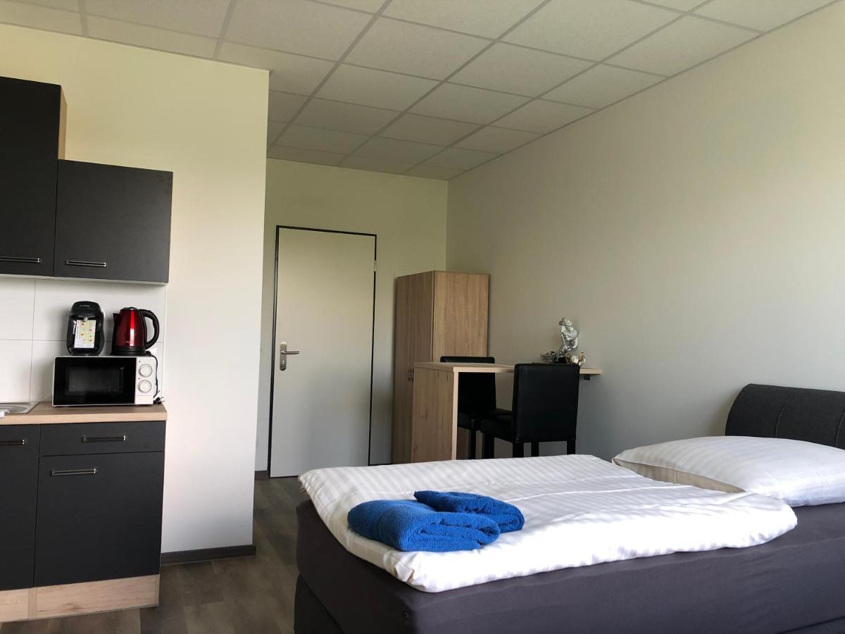 Pension Gaestehaus Kautz Karlsruhe Luaran gambar